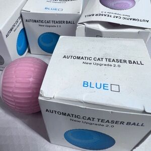 Bulk 6 pieces - Automatic Cat Teaser Ball - Pink and Blue - rechargeable